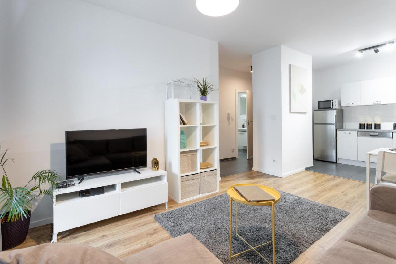 Golden Apartments Warsaw - Big And Bright Stylish Apartments - City Center - Pereca Eksteriør billede