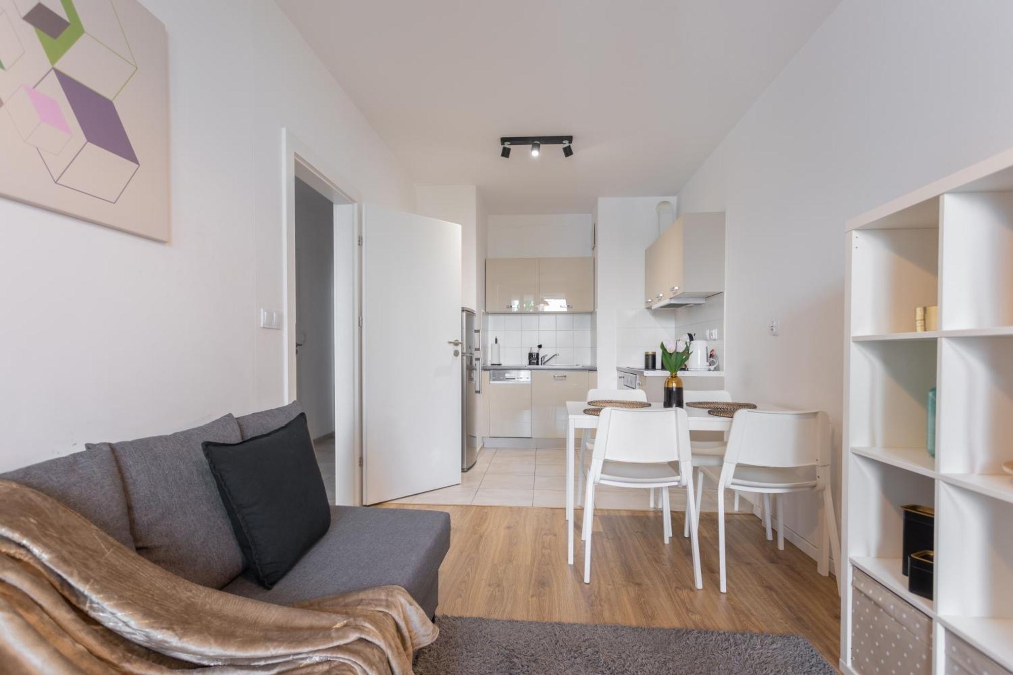 Golden Apartments Warsaw - Big And Bright Stylish Apartments - City Center - Pereca Eksteriør billede