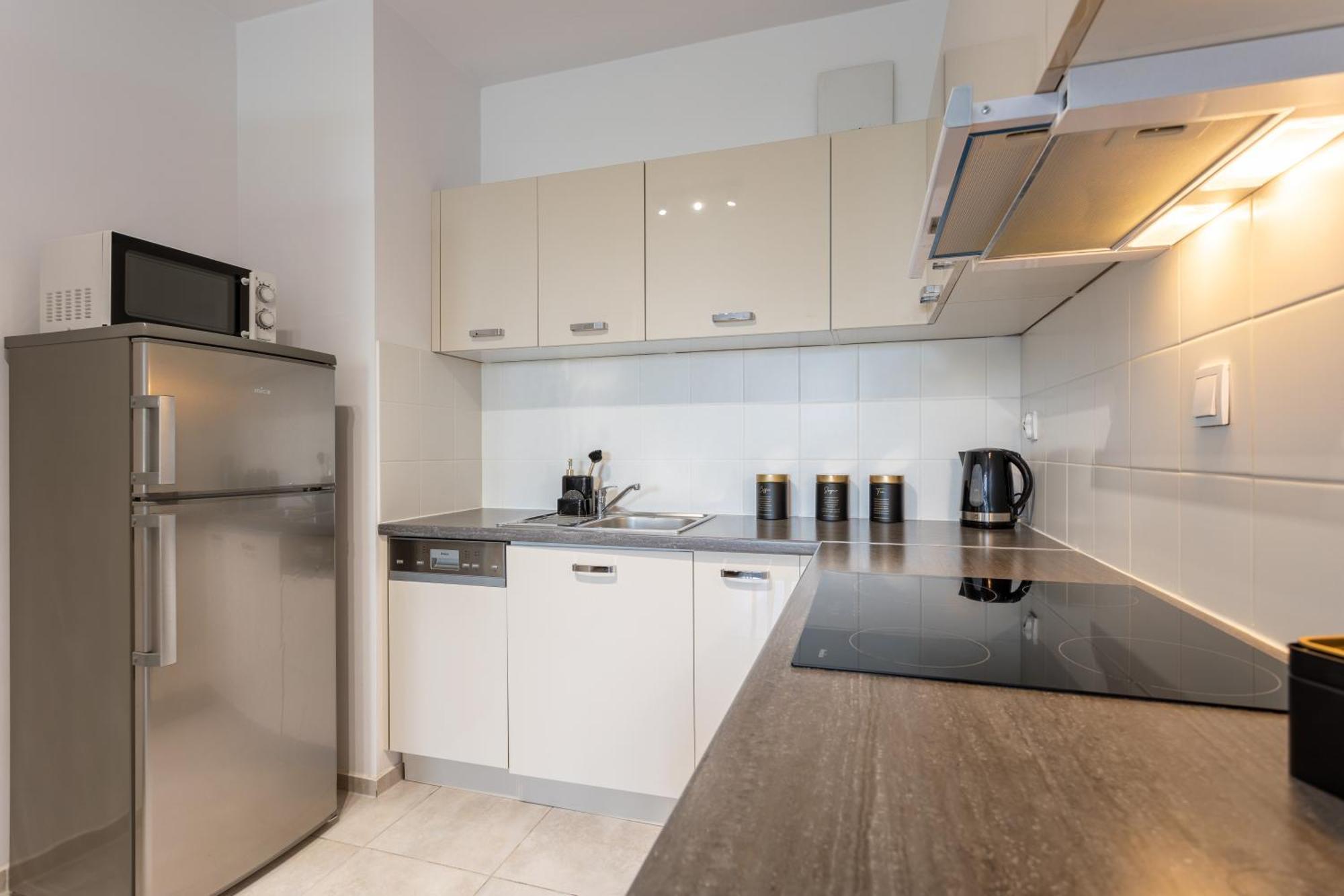 Golden Apartments Warsaw - Big And Bright Stylish Apartments - City Center - Pereca Eksteriør billede